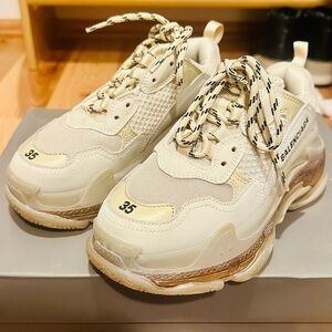 Balenciaga Women’s Triple S Sneakers Size 5/5.5
